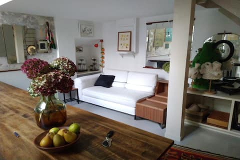 Top Airbnb: Stipologic 4P 1BR in Paris 11e Arrondissement