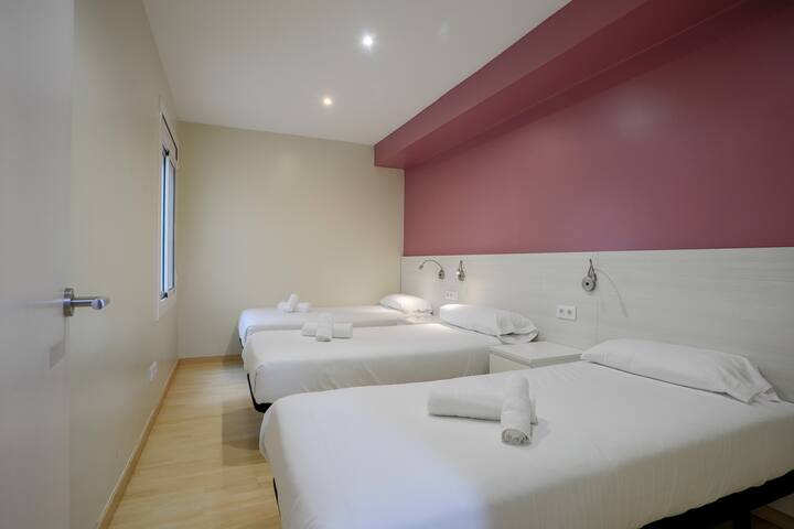 BBarcelona Sagrada Familia 22 gallery image 5