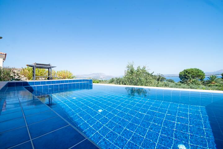 Villa Noah’s Ark – Kampia