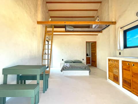 Casita H - a little house by the sea