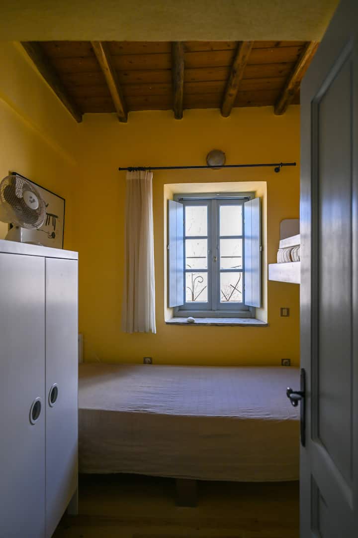 საძინებელი 3