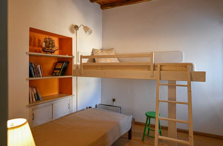 საძინებელი 2