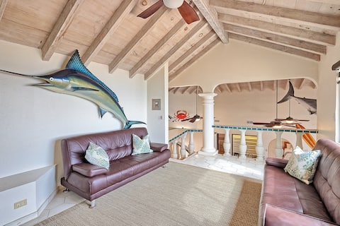 Top Airbnb: Shark House - 8 BR Beachfront in Puerto Peñasco