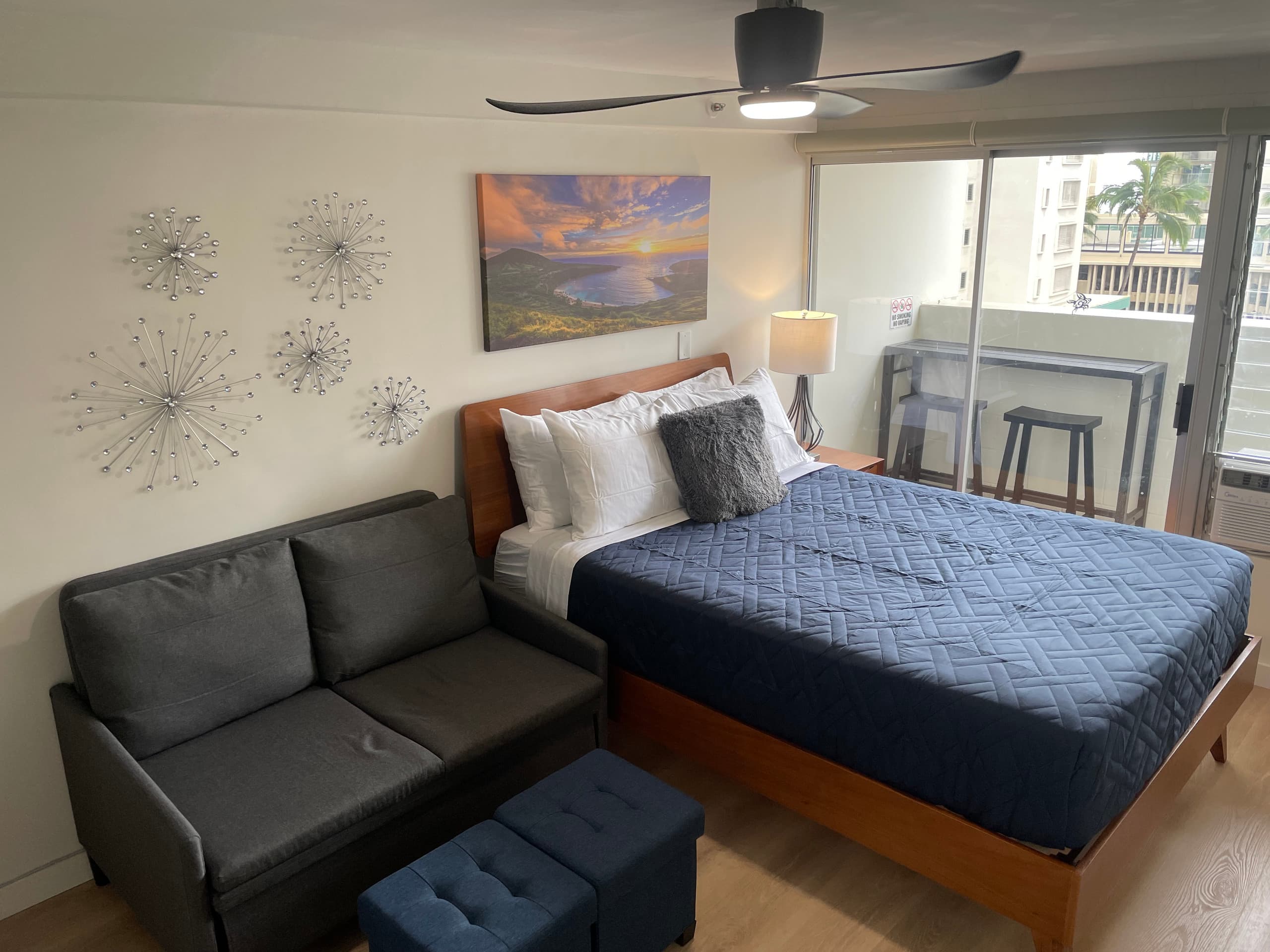 Condo in Honolulu · ★4.91 · Studio · 2 beds · 1 private bath - Image 31