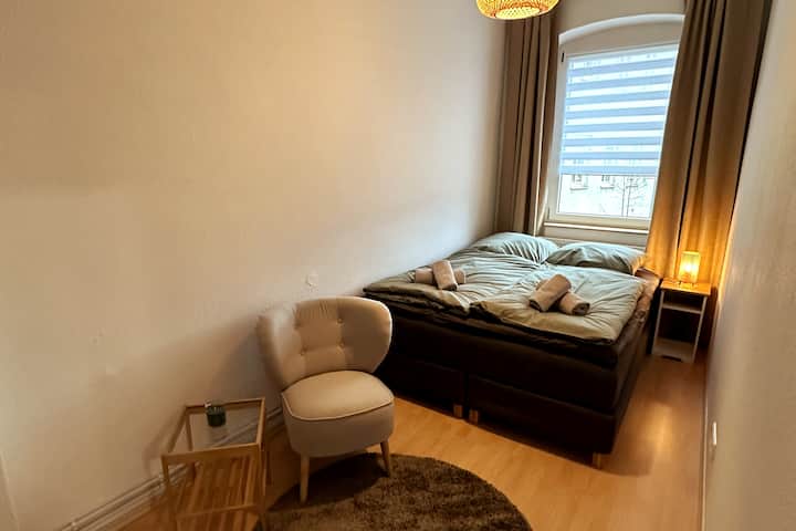 Bedroom for people 2 160x200 m box spring bed, wardrobe and sitting area