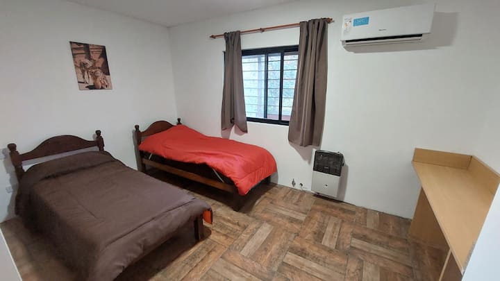 საძინებელი 1