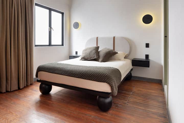 საძინებელი 1