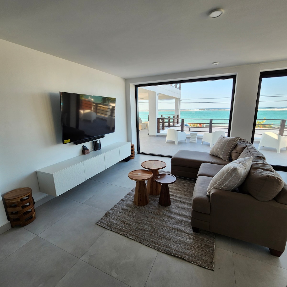 Successful Airbnb property: Villa Annunziato Luxury Oceanfront Beach House in Vega Baja