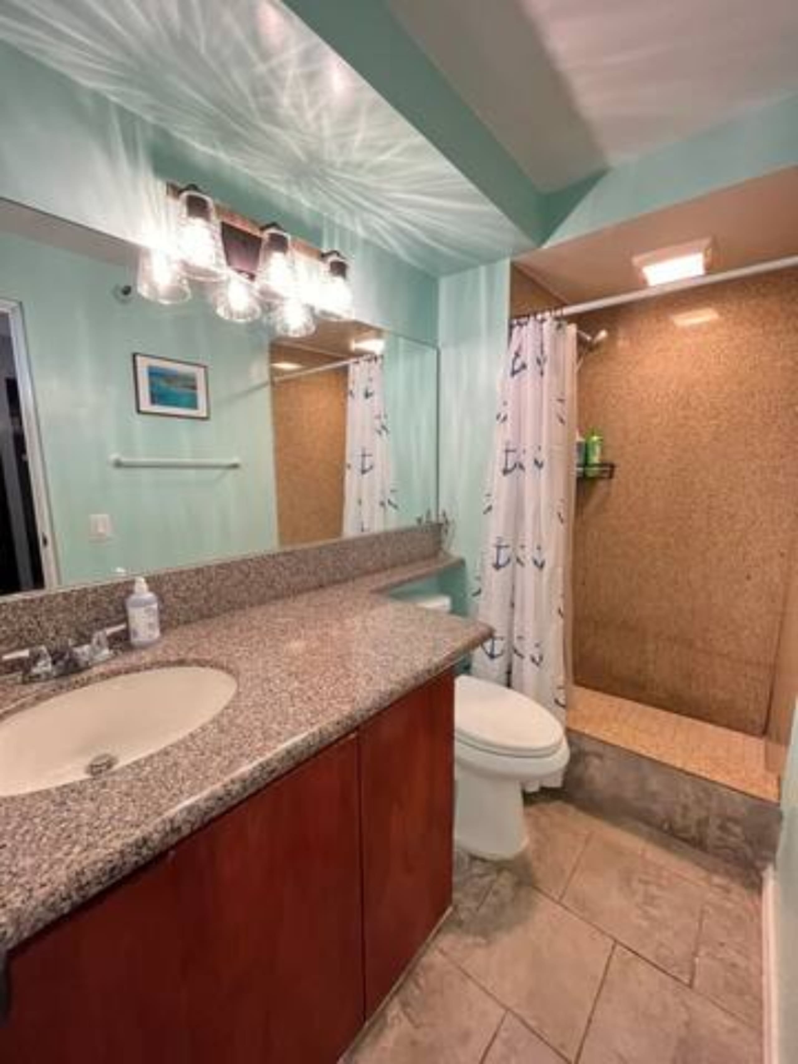 Condo in Honolulu · ★4.71 · 1 bedroom · 2 beds · 1 private bath - Image 29
