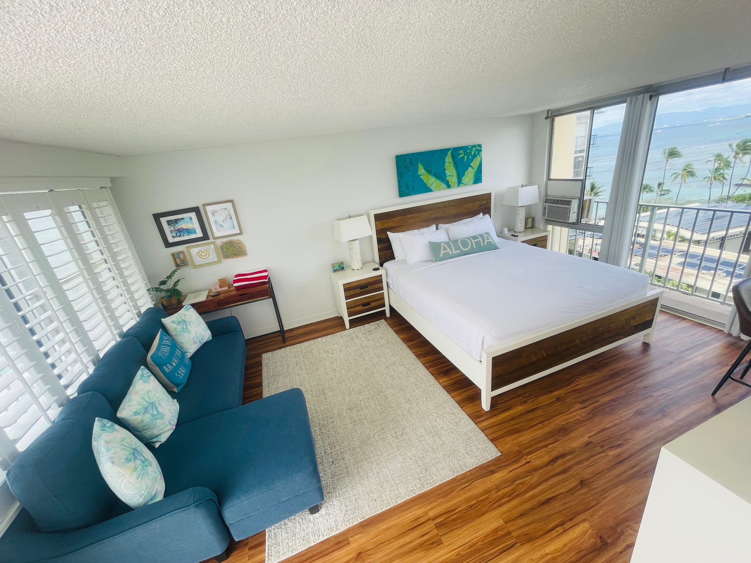 Condo in Honolulu · ★4.91 · Studio · 1 bed - Image 16