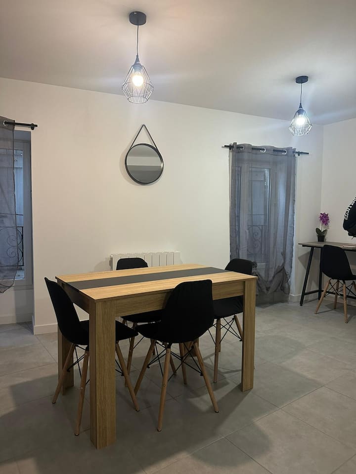 Le Lilas - Logement Pour 4 Personnes - Annonay
