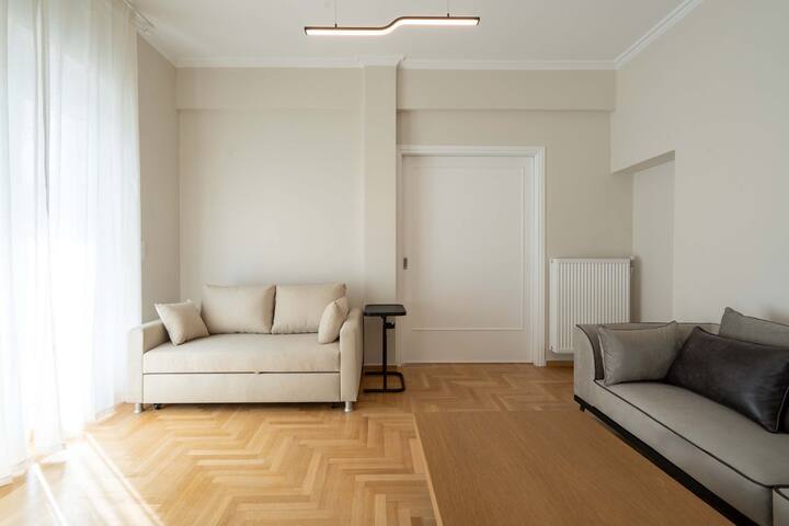 Corner Penthouse in Acropolis gallery image 5