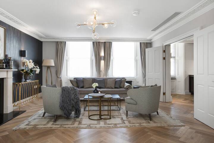 Luxurious Penthouse – Hyde Park- Air Con gallery image 4