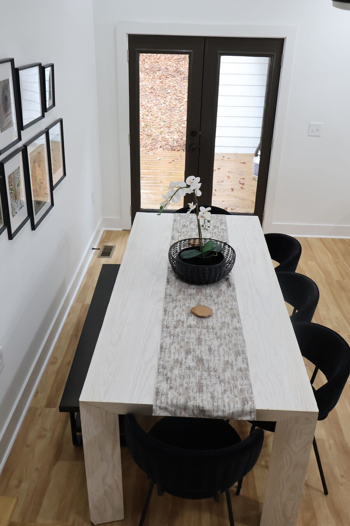 Modern & Spacious 3BR, 3BA | Lanier Living