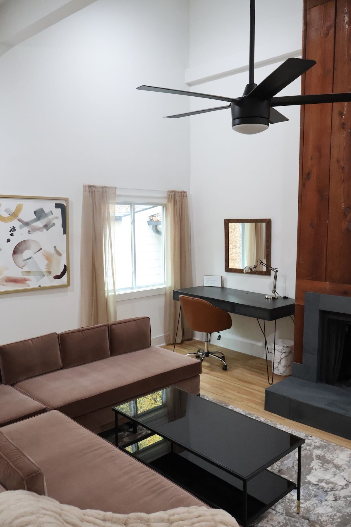 Modern & Spacious 3BR, 3BA | Lanier Living