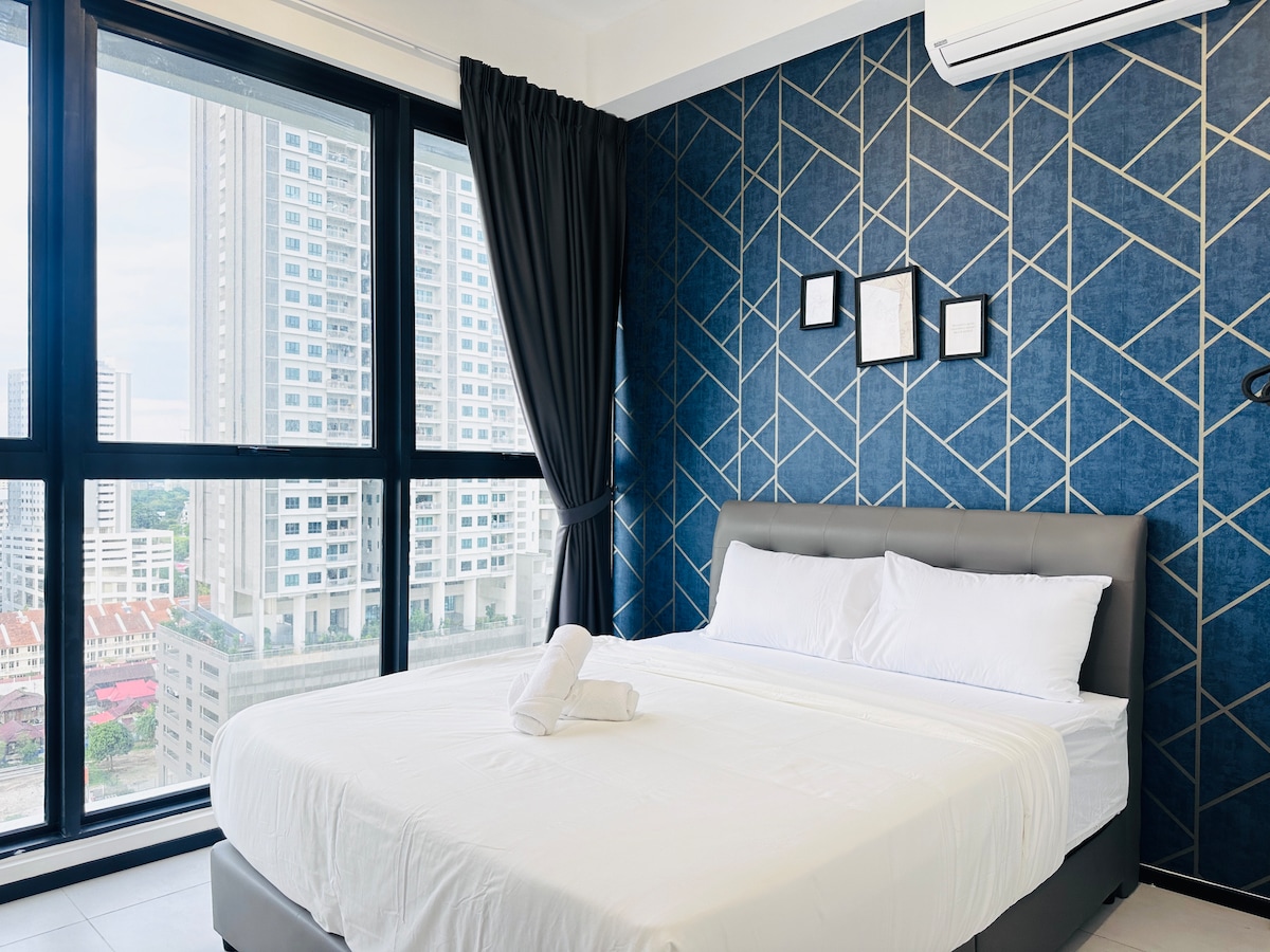 Chumba cha kulala cha pili: Kitanda 1 aina ya Queen, Godoro la Ghorofa 1