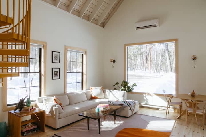 Wren Cabin + Wood Fired Sauna - Bridgton, ME