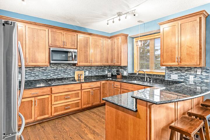 Wonderful Home in Prime location gallery image 5