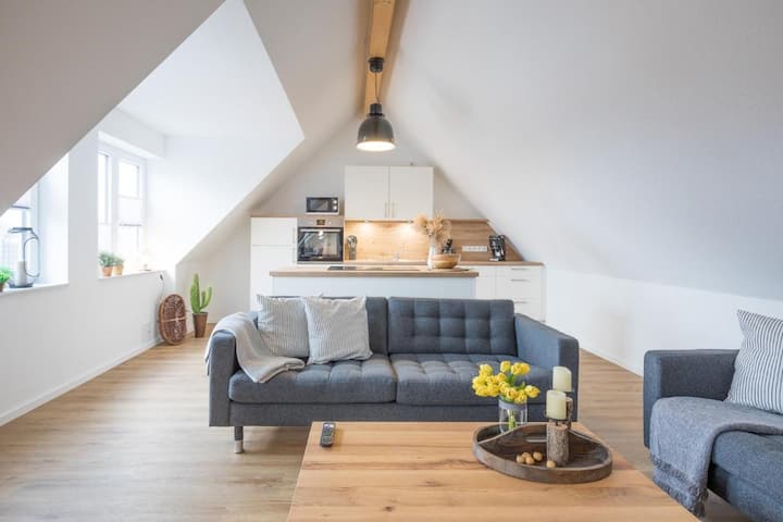 Meeressuite In Husums Altstadt – Modern & Zentral - Husum