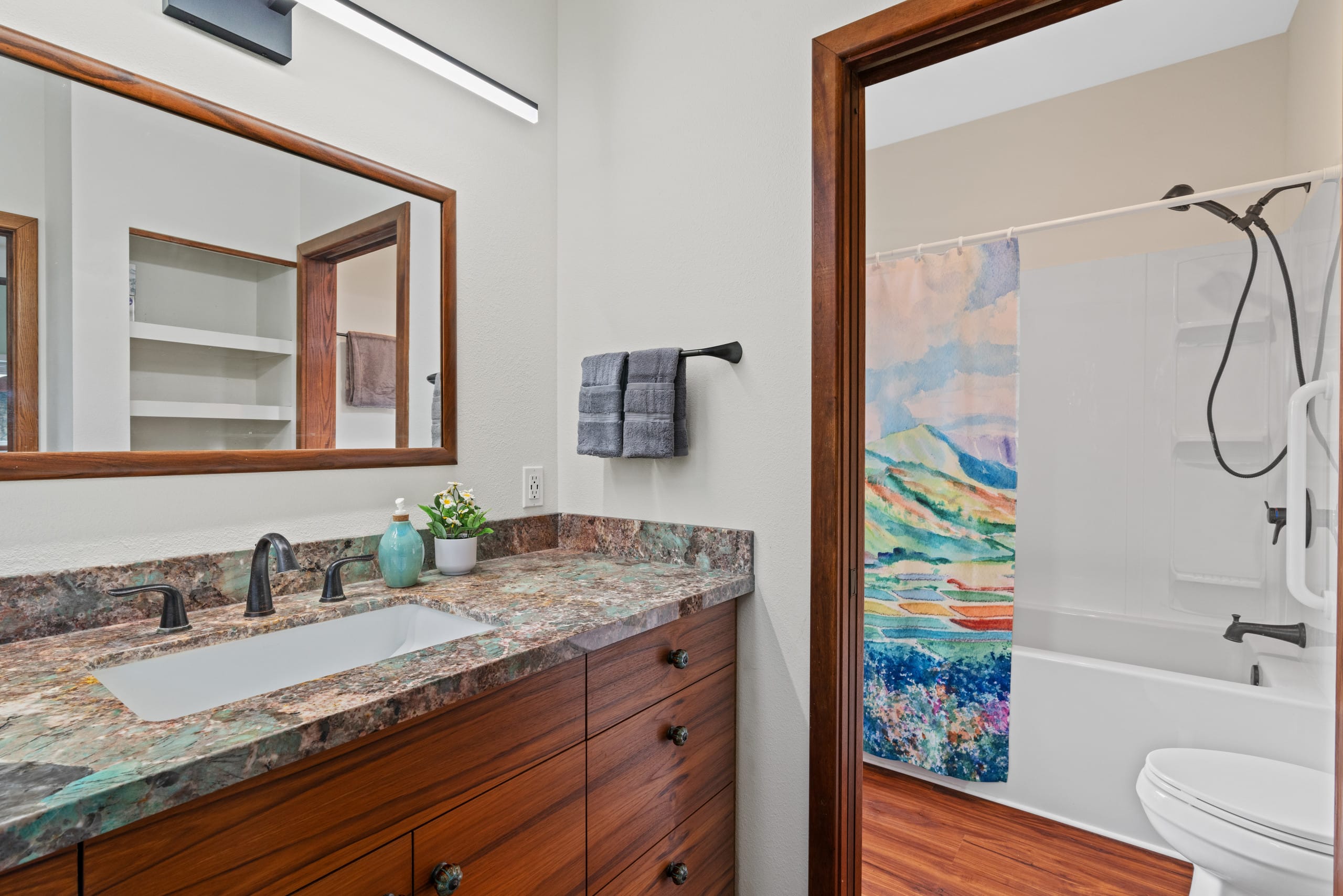 Home in Princeville · ★5.0 · 2 bedrooms · 3 beds · 2.5 baths - Image 16