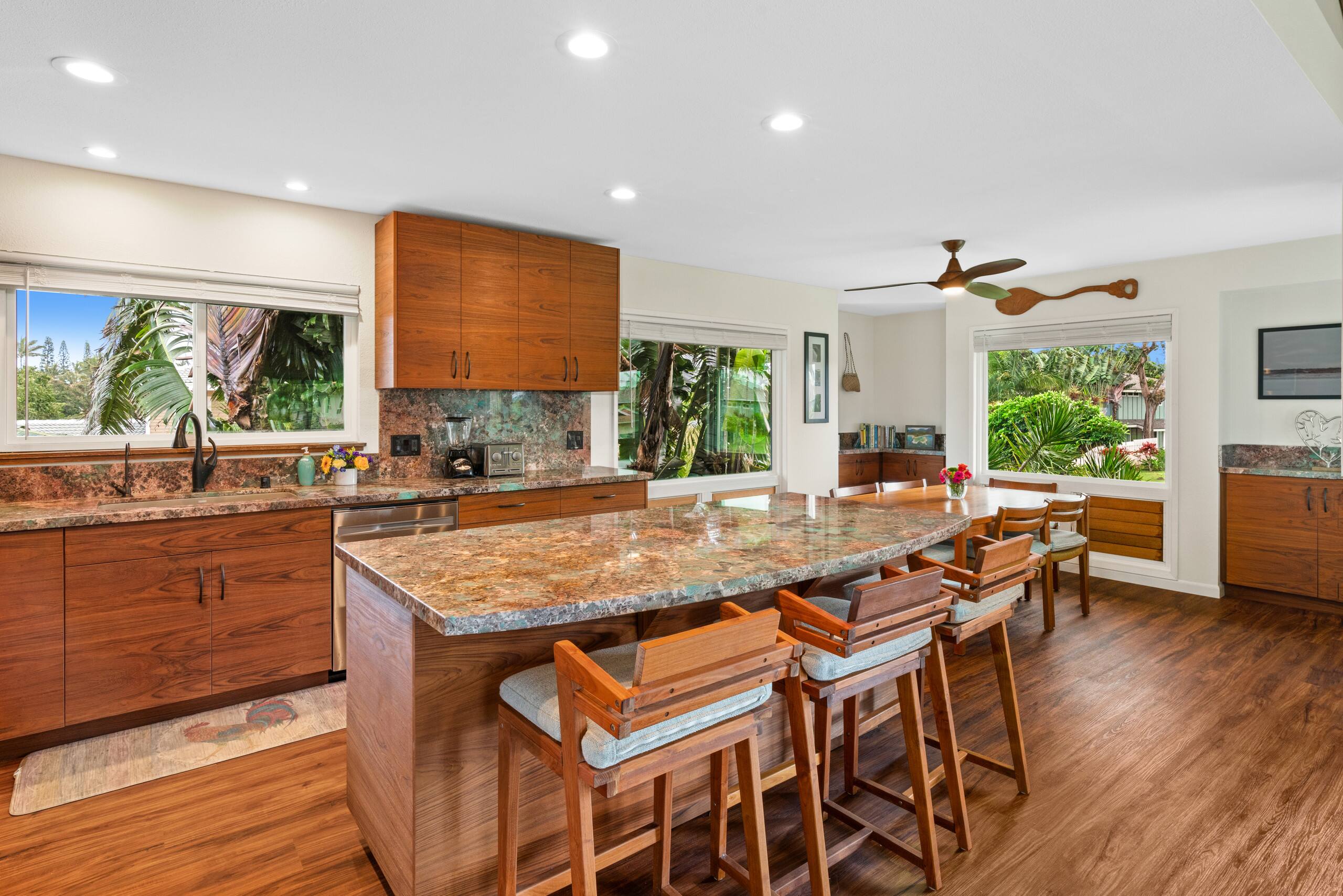Home in Princeville · ★5.0 · 2 bedrooms · 3 beds · 2.5 baths - Image 5