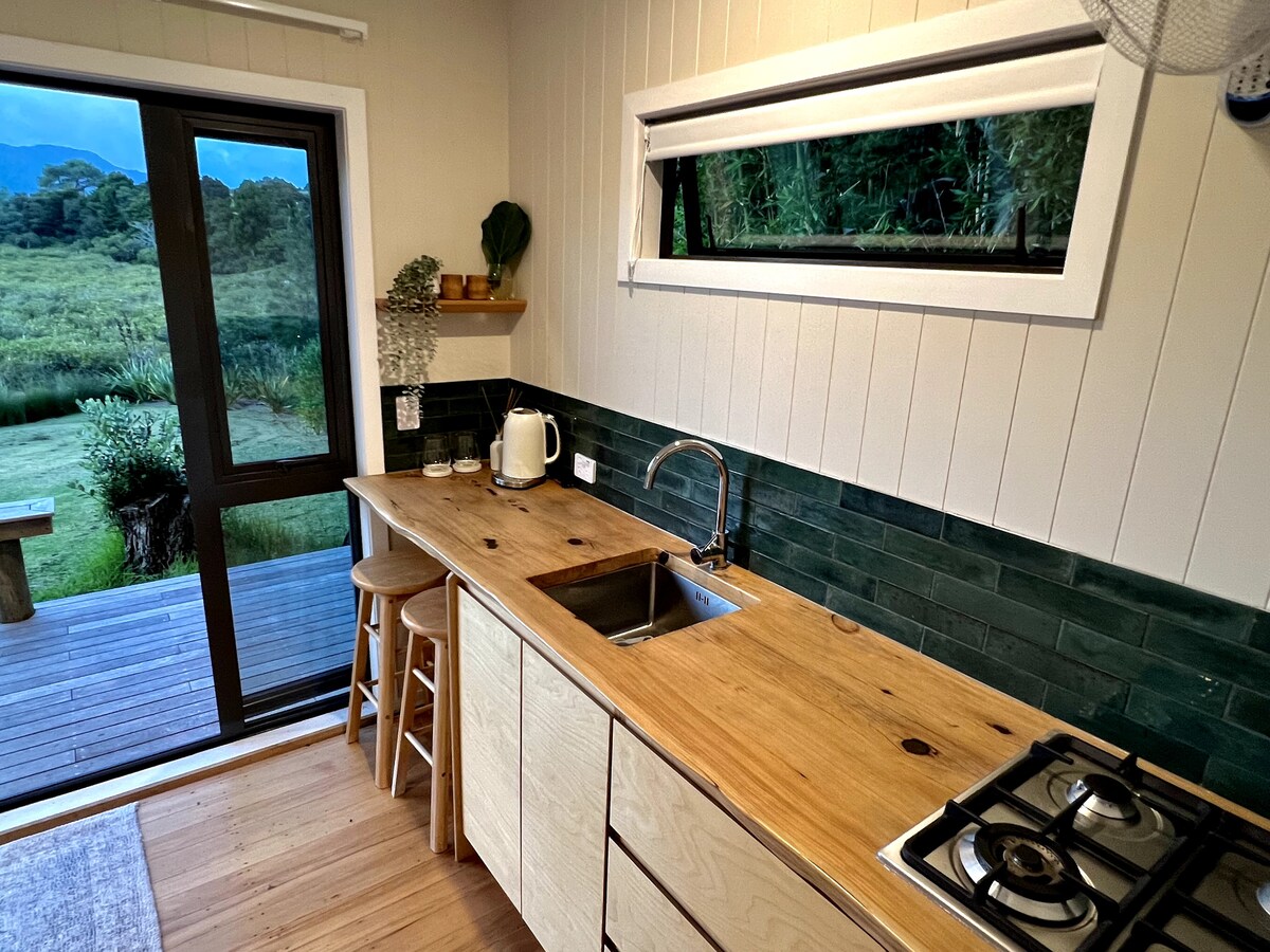 Top performing Airbnb: Bamboo Escape - Cabin on the Estuary in Rodney North