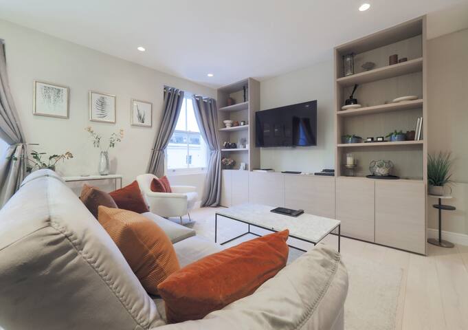 Luxury 3 Bedroom Flat In Maida Vale- Near Station gallery image 5