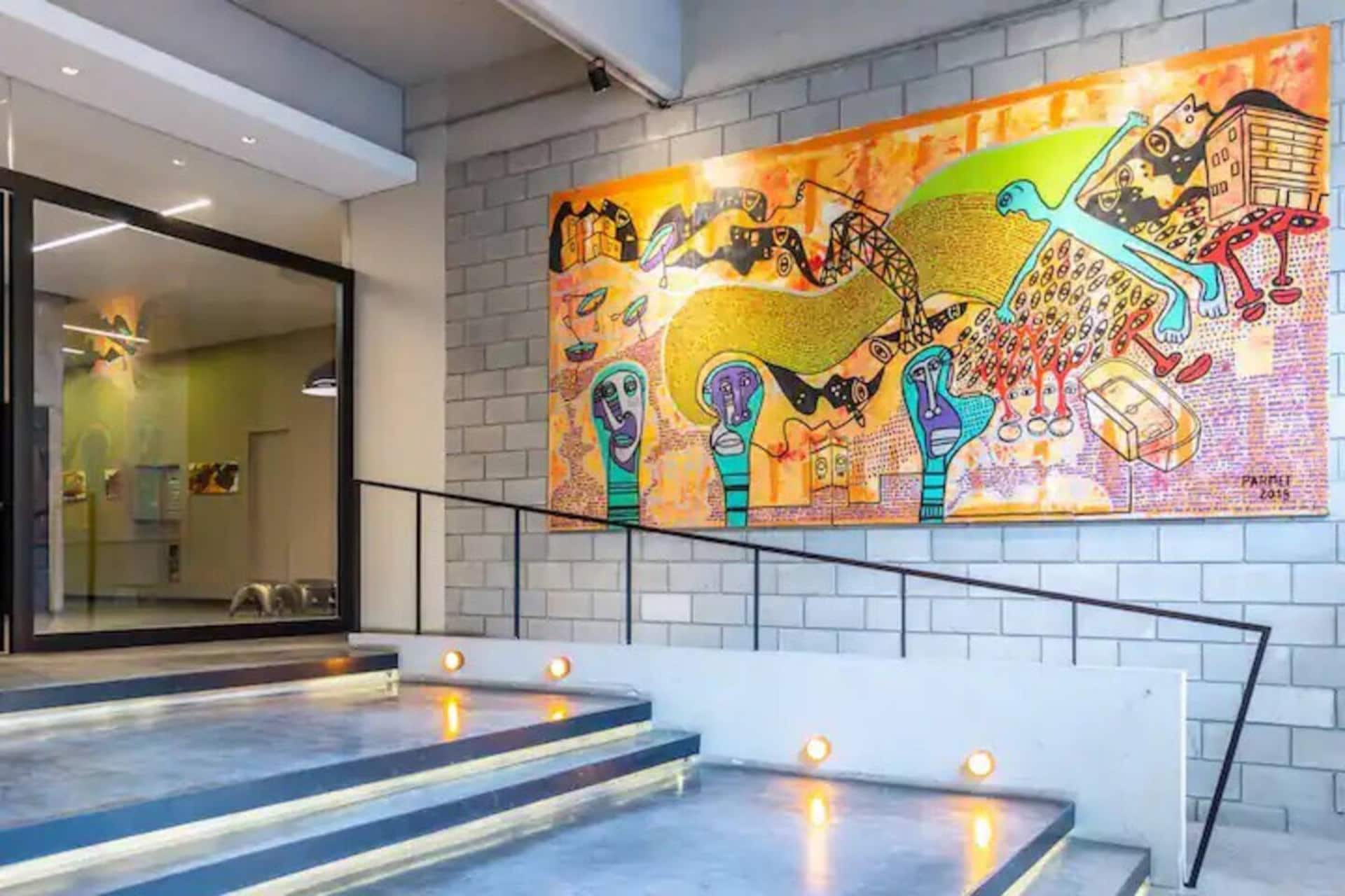 An amazing loft in La Boca with a garage