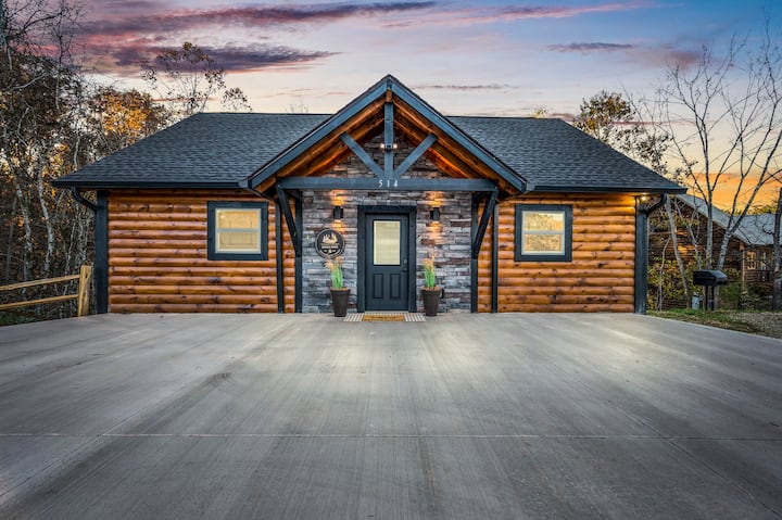 Top Rated Modern 3bd |Secluded |Fire Pit |Arcade - Sevierville, TN