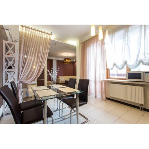 Lyapunova Atmospheric Apartment