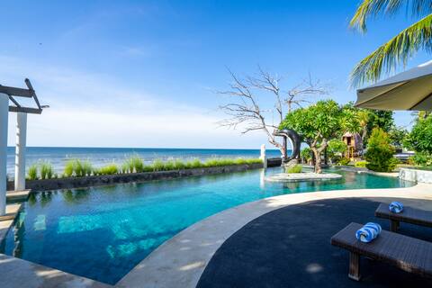 BEACH Access | 4BR Private Pool Villa | 6Pax