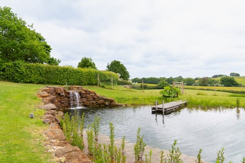 Successful Airbnb property: Mattie's Loft in Tandridge