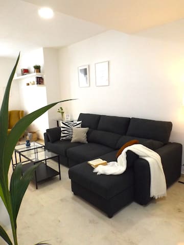 Rentals Grupo Iberica managed Airbnb listing 3