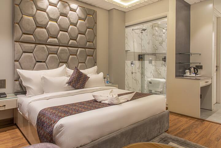 Executive Balcony | ValleyView | Shoghi-Shimla
