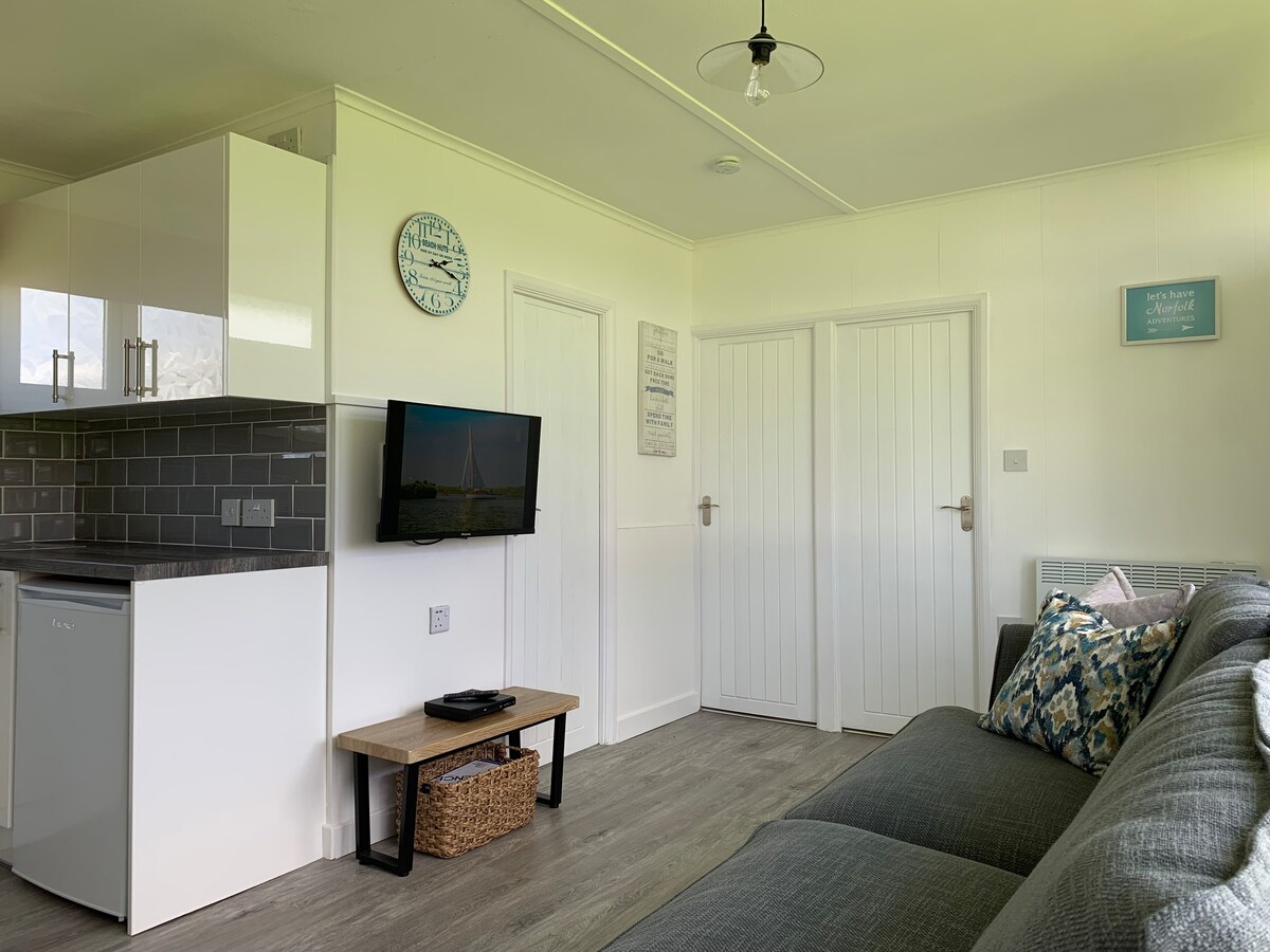 Top Airbnb: Chalet by the Broads in North Norfolk