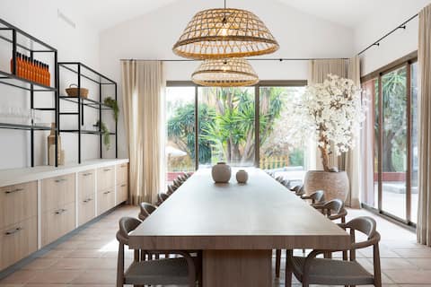 Finca La Familia Naranja, luxury villa