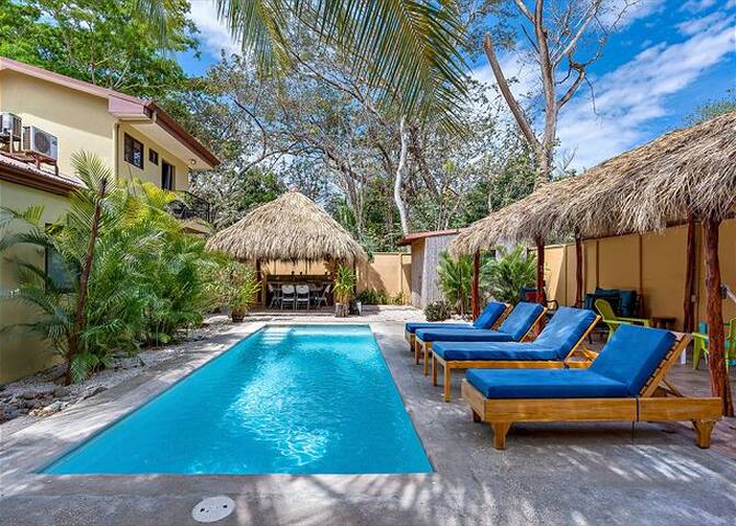 Casa Plumeria, walking distance to the beach!