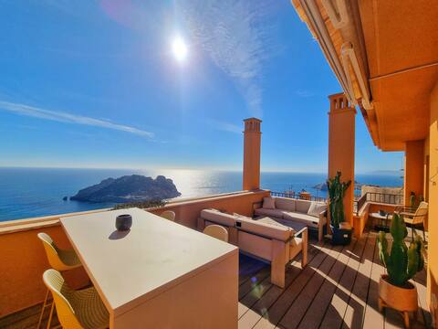 Oasis of luxury and tranquility by Aloha Palma