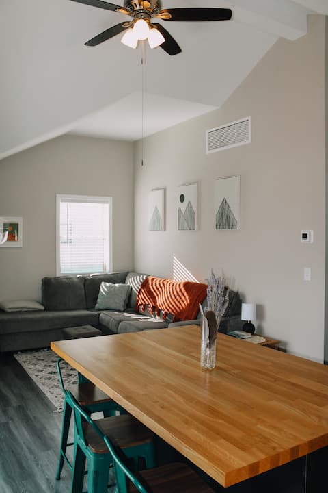 New Mountain Town Apartment!