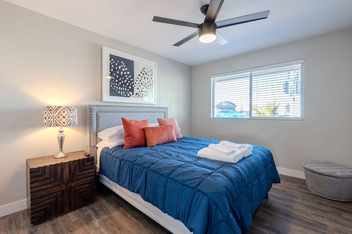 2-საძინებლიანი საწოლი 152 × 203 სმ