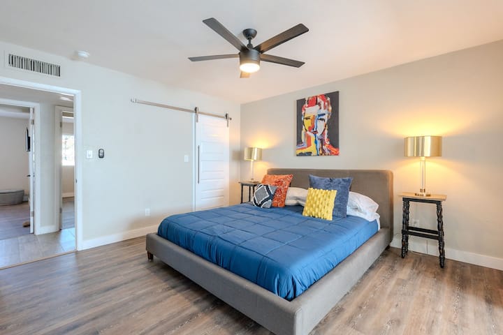 Მთავარი ფლიგელი 193 × 203 სმ ზომის საწოლით