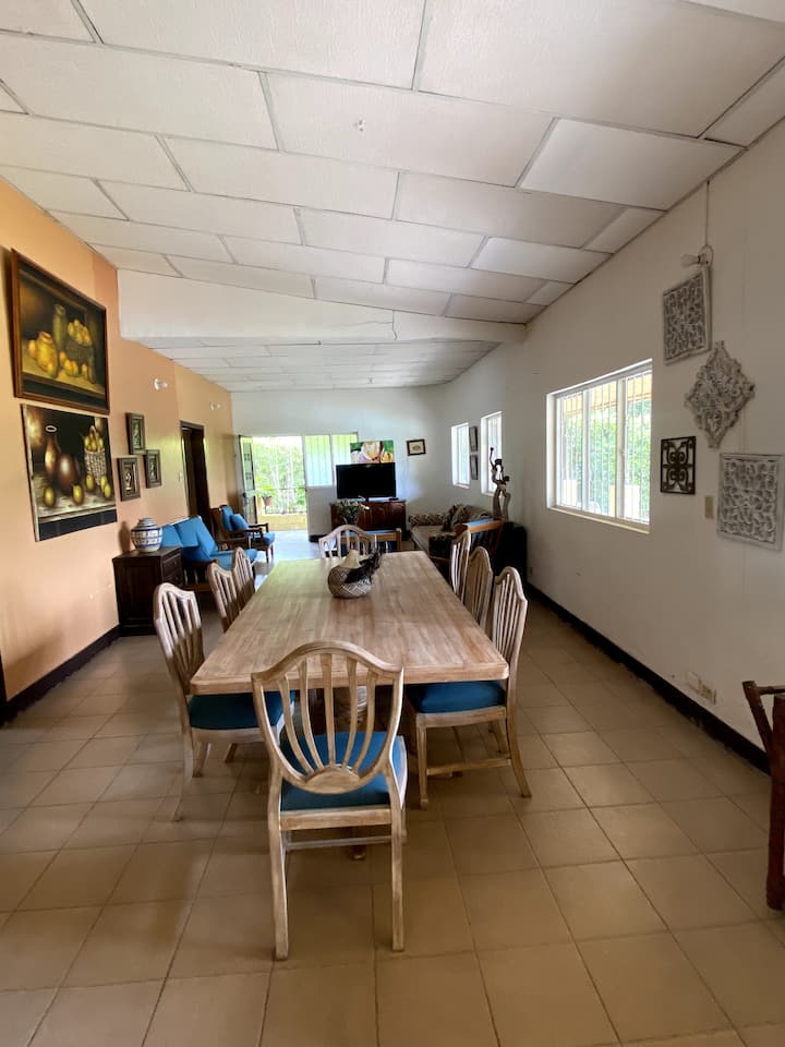 Finca En Calmbeo Con Piscina Excelente Ubicación - Ibagué