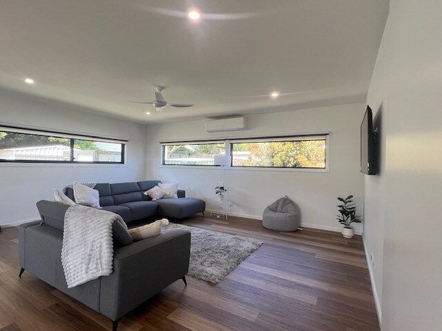 Top Airbnb: Danica's on Willis 12 guests 4 bedroom 2 bathroom en Shire Of East Gippsland