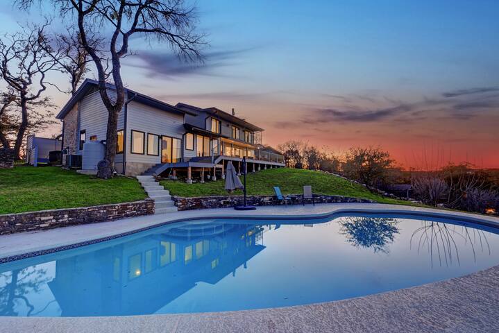 Sunset Panoramic Home w/ Pool