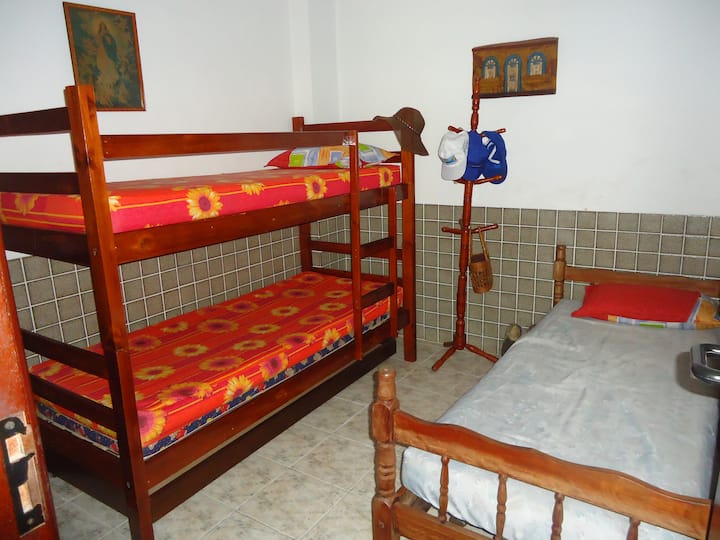 საძინებელი 1