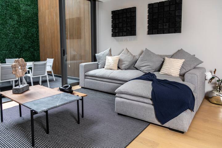 Unique Garden House – La Condesa gallery image 2