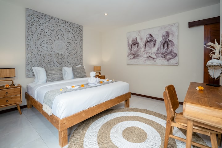 长谷Alroda Ayun别墅-这是一个让您在漫长的一天后放松身心的房间。
