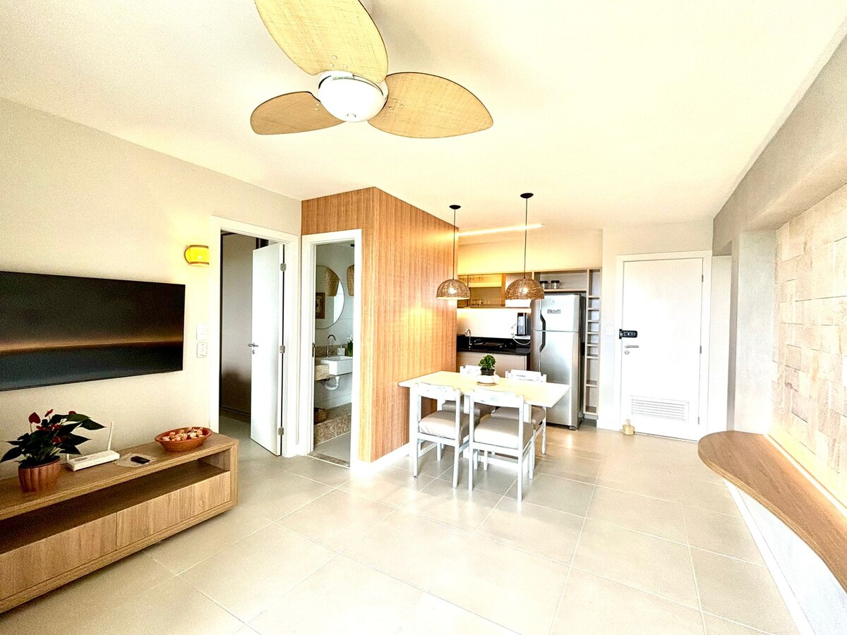 Top performing Airbnb: Comfortable oceanfront bedroom and living room! in Salvador