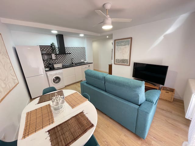 Apartamentos Turistico La ranita salantina managed Airbnb listing 2