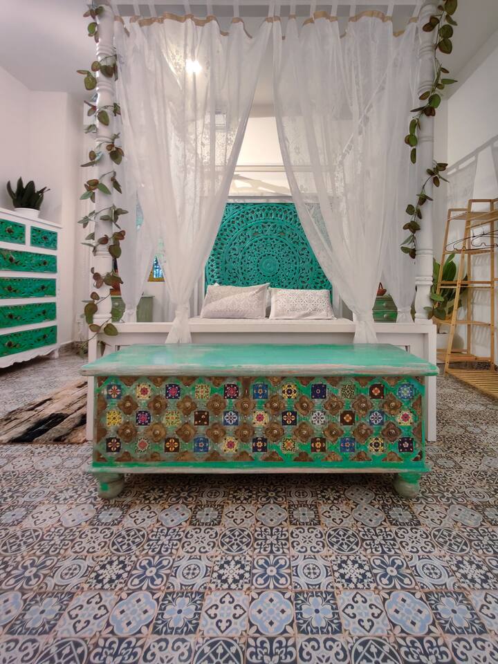 Bedroom 1 image 3